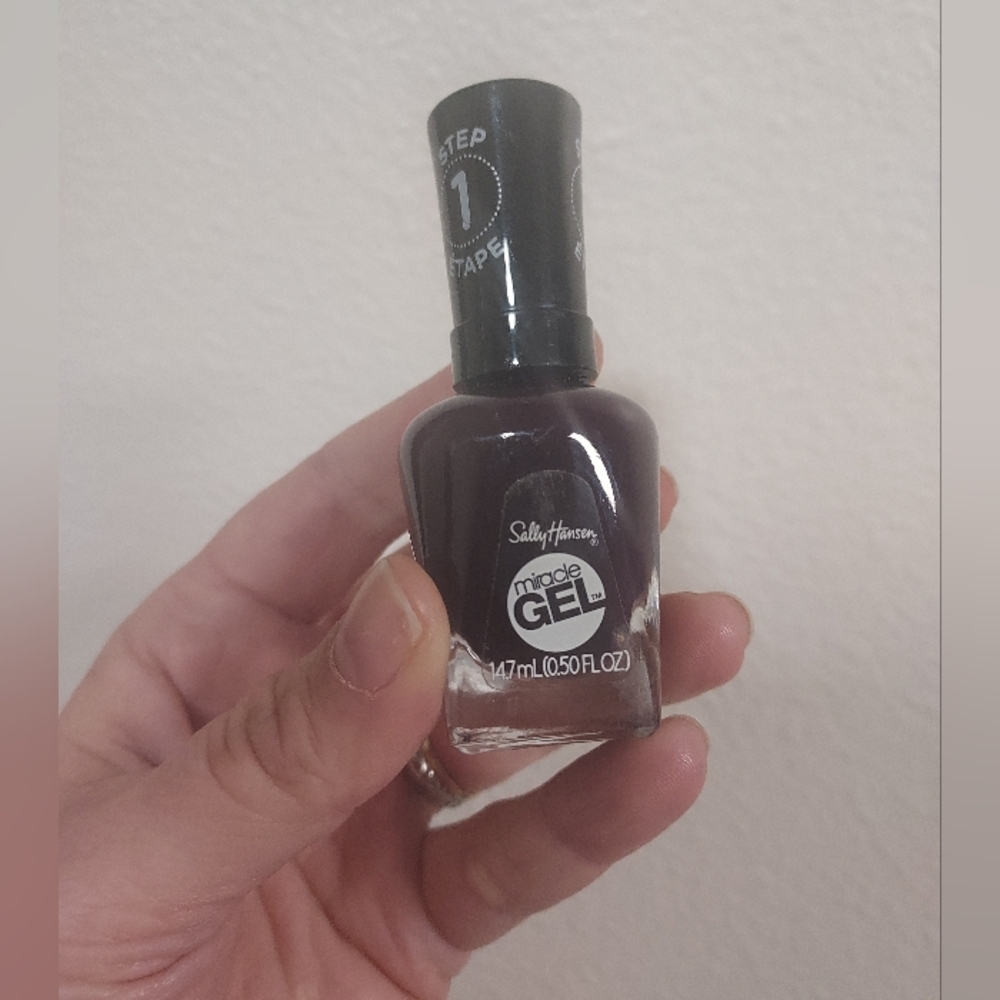 Miracle Gel Nail Polish - Cabernet With Bae